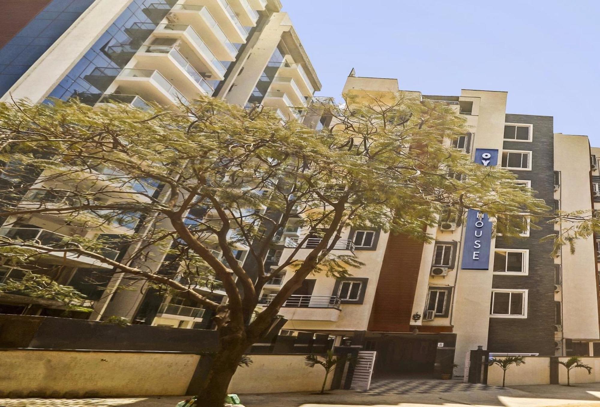 Collection O White House Near Kims Kondapur Hotel Kondapur  Exterior photo