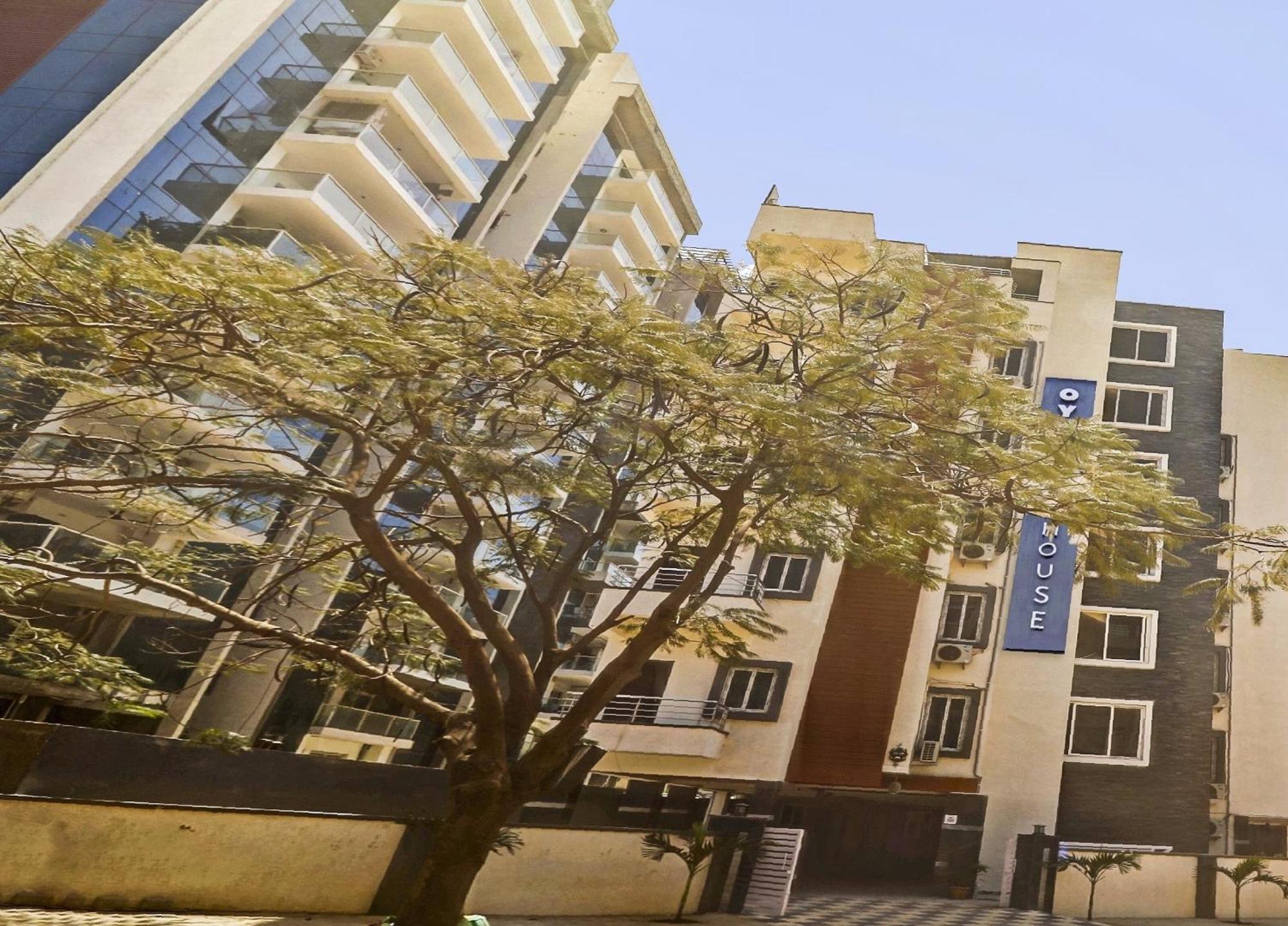 Collection O White House Near Kims Kondapur Hotel Kondapur  Exterior photo